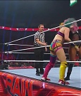 WWE_Monday_Night_Raw_2022_06_20_720p_HDTV_x264-NWCHD_mp4_007307674.jpg