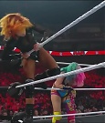 WWE_Monday_Night_Raw_2022_06_20_720p_HDTV_x264-NWCHD_mp4_007311278.jpg