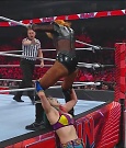 WWE_Monday_Night_Raw_2022_06_20_720p_HDTV_x264-NWCHD_mp4_007364531.jpg
