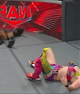 WWE_Monday_Night_Raw_2022_06_20_720p_HDTV_x264-NWCHD_mp4_007380547.jpg