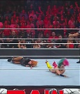 WWE_Monday_Night_Raw_2022_06_20_720p_HDTV_x264-NWCHD_mp4_007408174.jpg