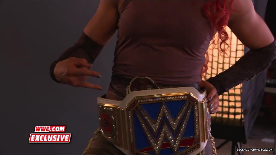 Y2Mate_is_-_Becky_Lynch_is_photographed_as_SmackDown_Women_s_Champion_Sept__132C_2016-mAPhiSWTcLA-720p-1655905971639_mp4_000013900.jpg