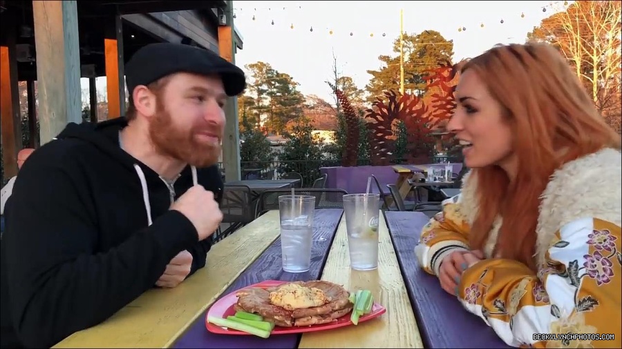 Y2Mate_is_-_Sami_Zayn___Becky_Lynch_debate_WWE_Mixed_Match_Challenge_strategy-lYjodl0RAns-720p-1655991488516_mp4_000044700.jpg