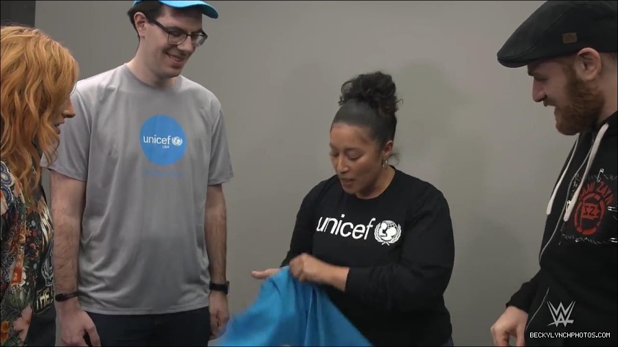 Y2Mate_is_-_Becky_Lynch_celebrates_her_birthday_with_Sami_Zayn_and_their_Mixed_Match_Challenge_charity_UNICEF-JBxP9HuiiLc-720p-1655991830238_mp4_000026600.jpg