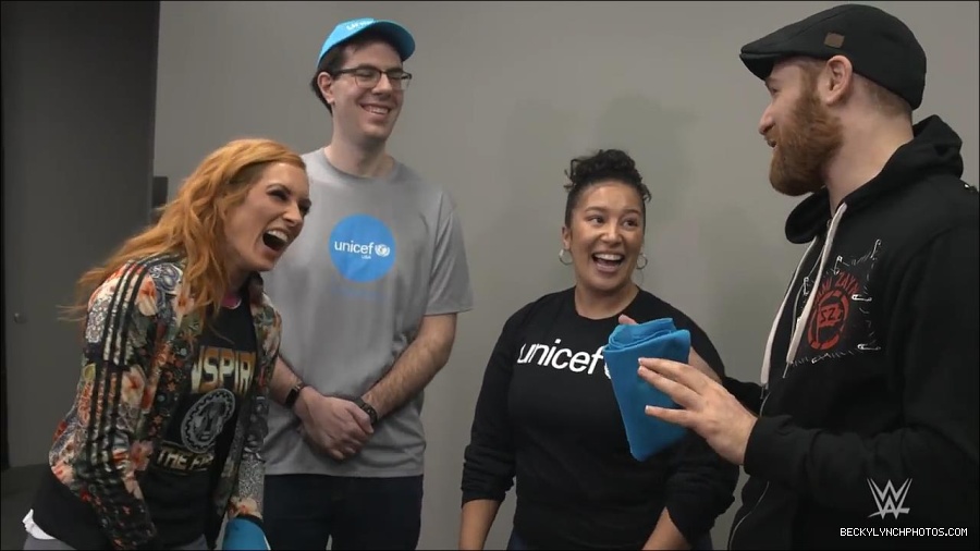 Y2Mate_is_-_Becky_Lynch_celebrates_her_birthday_with_Sami_Zayn_and_their_Mixed_Match_Challenge_charity_UNICEF-JBxP9HuiiLc-720p-1655991830238_mp4_000110600.jpg