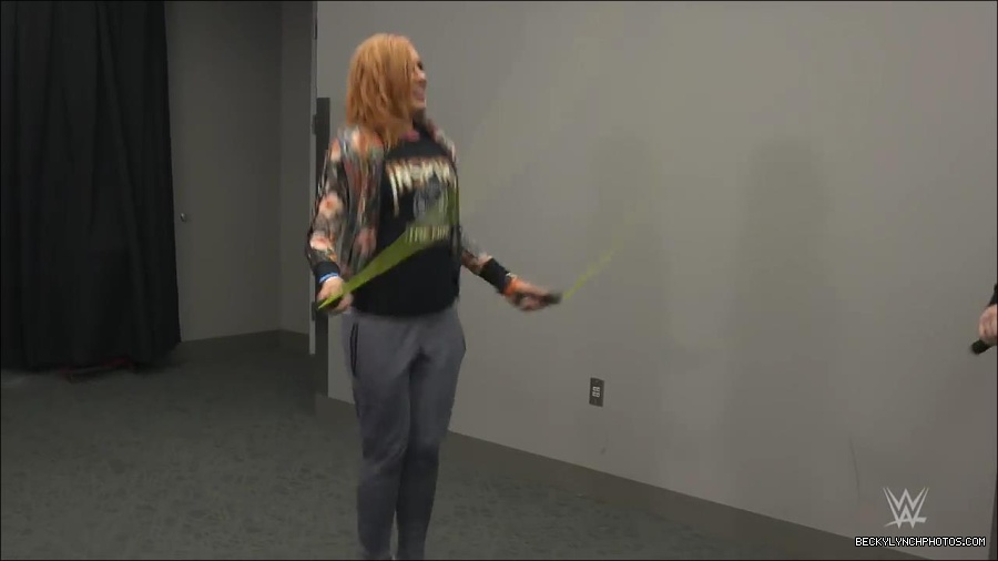 Y2Mate_is_-_Becky_Lynch_celebrates_her_birthday_with_Sami_Zayn_and_their_Mixed_Match_Challenge_charity_UNICEF-JBxP9HuiiLc-720p-1655991830238_mp4_000135800.jpg