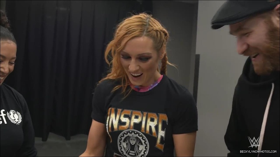 Y2Mate_is_-_Becky_Lynch_celebrates_her_birthday_with_Sami_Zayn_and_their_Mixed_Match_Challenge_charity_UNICEF-JBxP9HuiiLc-720p-1655991830238_mp4_000164200.jpg