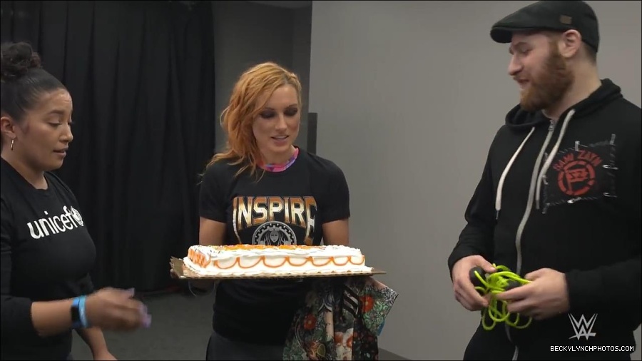 Y2Mate_is_-_Becky_Lynch_celebrates_her_birthday_with_Sami_Zayn_and_their_Mixed_Match_Challenge_charity_UNICEF-JBxP9HuiiLc-720p-1655991830238_mp4_000173400.jpg