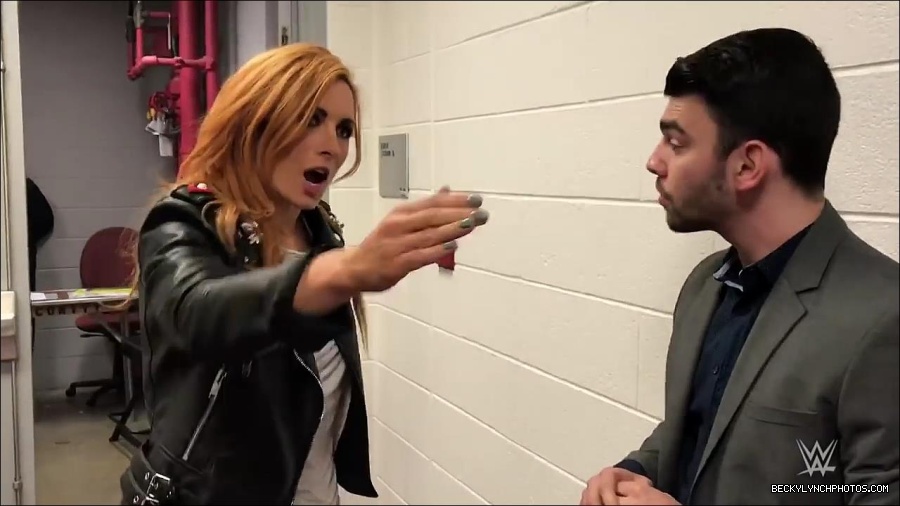 Y2Mate_is_-_Becky_Lynch_gets_stopped_by_security_one_week_before_competing_on_WWE_Mixed_Match_Challenge-QFnBQncJn64-720p-1655992595623_mp4_000018900.jpg