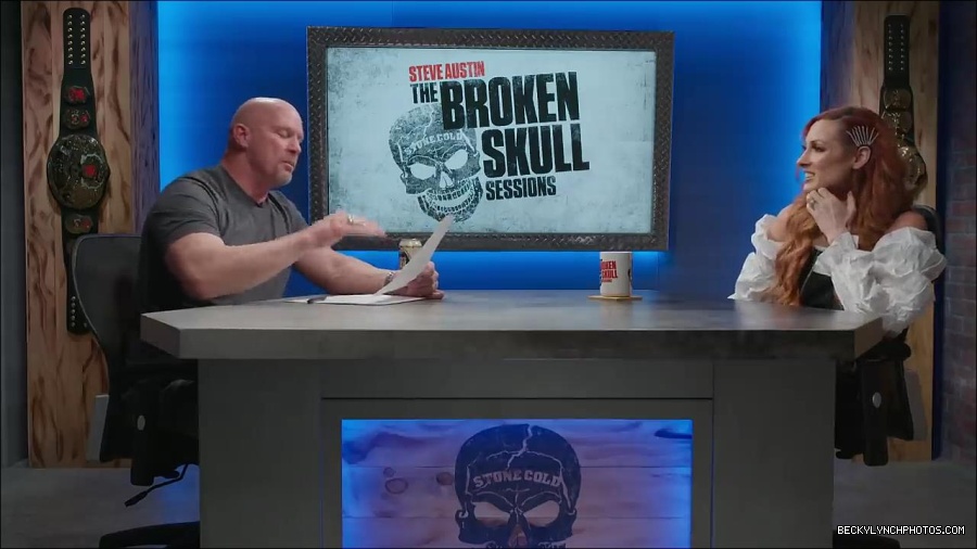 Y2Mate_is_-_Becky_Lynch_names_greatest_WWE_Champion_of_all_time_Steve_Austin27s_Broken_Skull_Sessions_extra-FS-fEVjTvms-720p-1655995233146_mp4_000032933.jpg