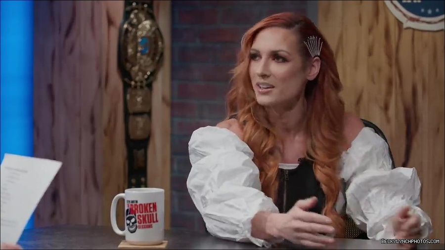 Y2Mate_is_-_Becky_Lynch_names_greatest_WWE_Champion_of_all_time_Steve_Austin27s_Broken_Skull_Sessions_extra-FS-fEVjTvms-720p-1655995233146_mp4_000063333.jpg
