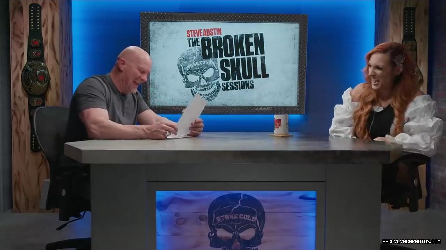 Y2Mate_is_-_Becky_Lynch_names_greatest_WWE_Champion_of_all_time_Steve_Austin27s_Broken_Skull_Sessions_extra-FS-fEVjTvms-720p-1655995233146_mp4_000101333.jpg