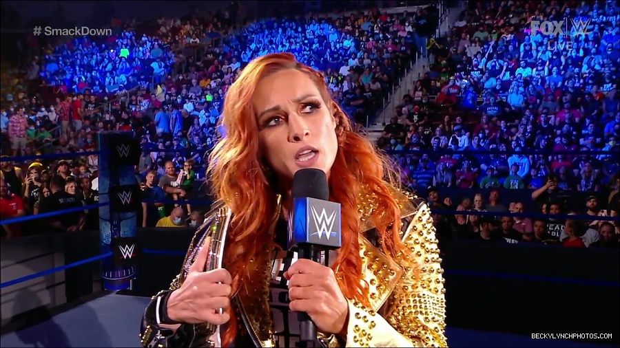 WWE_SmackDown_2021_08_27_720p_WEB_h264-HEEL_mp4_000273439.jpg