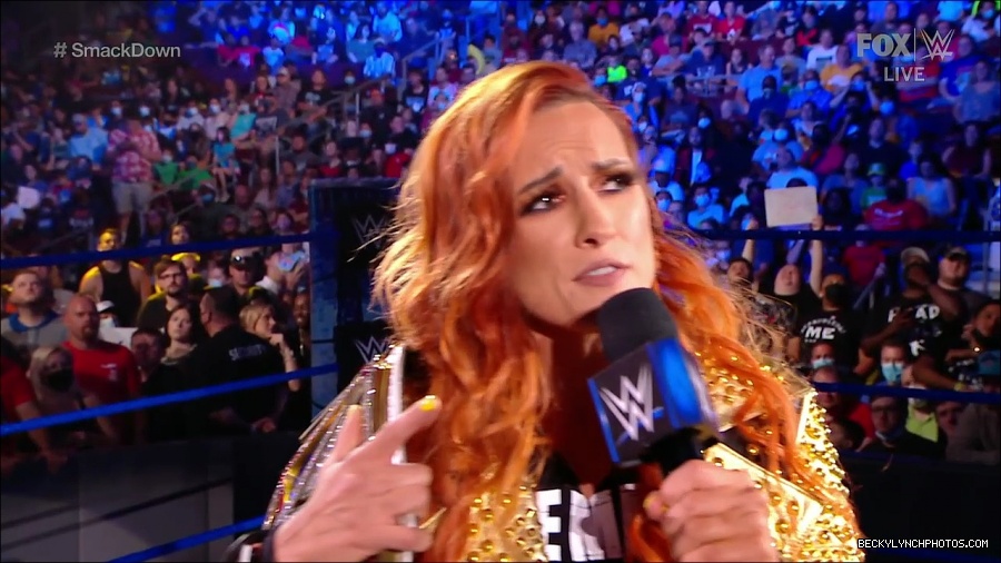 WWE_SmackDown_2021_08_27_720p_WEB_h264-HEEL_mp4_000295428.jpg