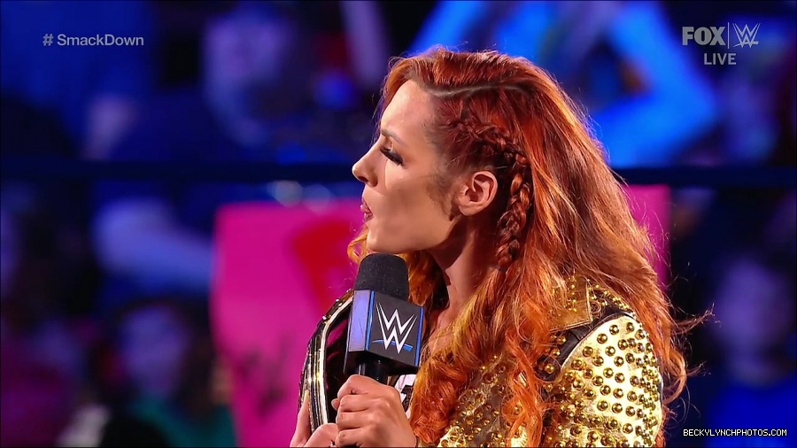WWE_SmackDown_2021_08_27_720p_WEB_h264-HEEL_mp4_000314414.jpg