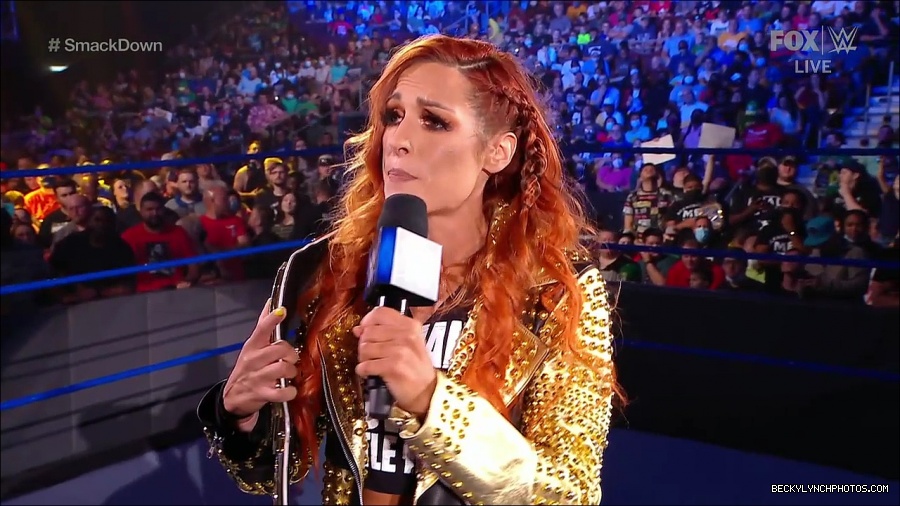 WWE_SmackDown_2021_08_27_720p_WEB_h264-HEEL_mp4_000322405.jpg