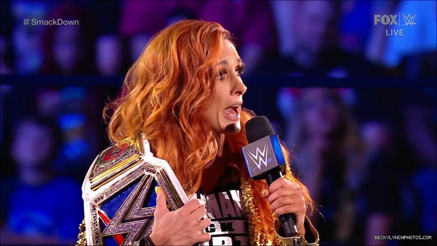WWE_SmackDown_2021_08_27_720p_WEB_h264-HEEL_mp4_000325875.jpg