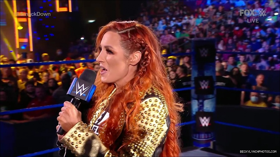 WWE_SmackDown_2021_08_27_720p_WEB_h264-HEEL_mp4_000338388.jpg