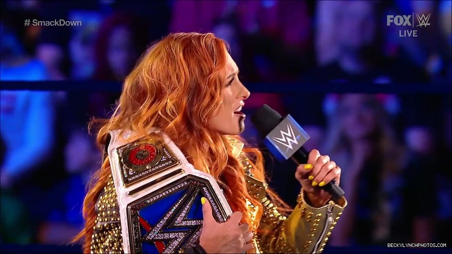 WWE_SmackDown_2021_08_27_720p_WEB_h264-HEEL_mp4_000344961.jpg