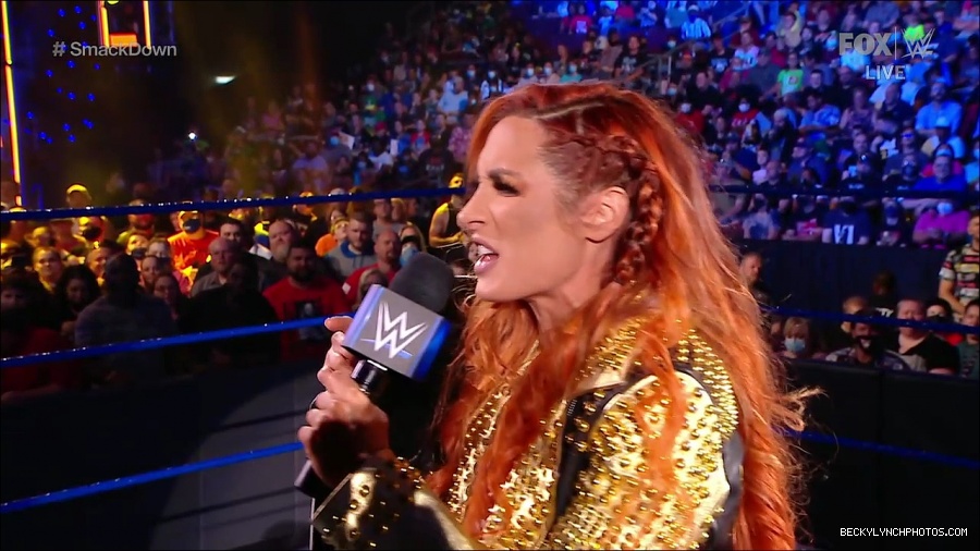 WWE_SmackDown_2021_08_27_720p_WEB_h264-HEEL_mp4_000347847.jpg