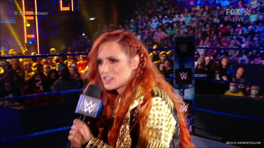 WWE_SmackDown_2021_08_27_720p_WEB_h264-HEEL_mp4_000348481.jpg