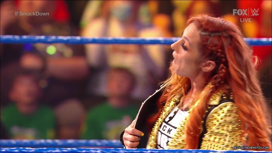 WWE_SmackDown_2021_08_27_720p_WEB_h264-HEEL_mp4_000371954.jpg