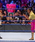 WWE_SmackDown_2021_08_27_720p_WEB_h264-HEEL_mp4_000439856.jpg