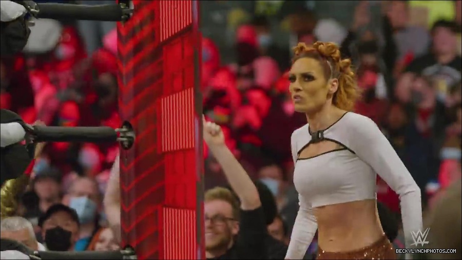 Y2Mate_is_-_Becky_Lynch_and_Doudrop_s_Royal_Rumble_rivalry_WWE27s_The_Build_To_Royal_Rumble_2022-KJrhsGWIayw-720p-1655995845066_mp4_000286733.jpg