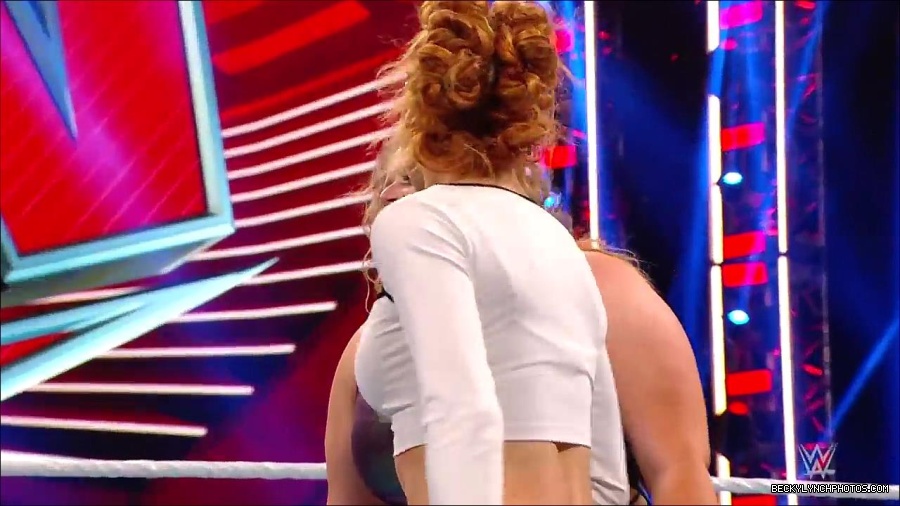 Y2Mate_is_-_Becky_Lynch_and_Doudrop_s_Royal_Rumble_rivalry_WWE27s_The_Build_To_Royal_Rumble_2022-KJrhsGWIayw-720p-1655995845066_mp4_000296733.jpg