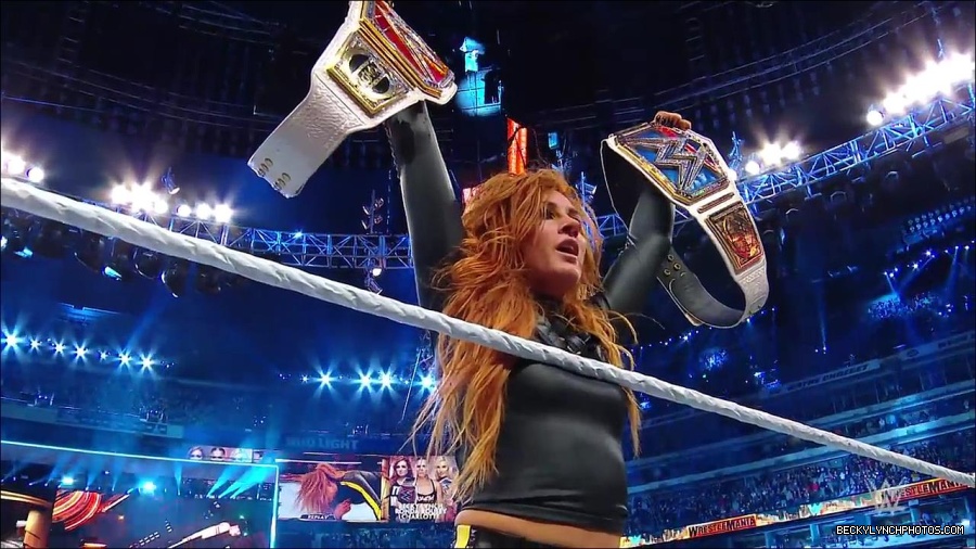 Y2Mate_is_-_WWE_Superstars_reminisce_on_their_favorite_WrestleMania_moments-uQqbBfYUI40-720p-1655997026559_mp4_000085566.jpg
