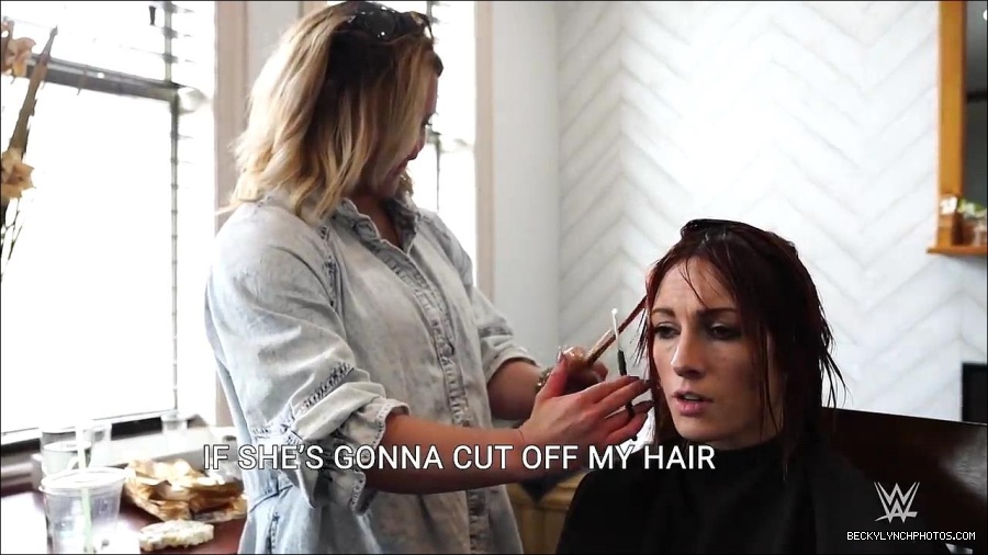 Y2Mate_is_-_Becky_Lynch_reveals_a_new_haircut_ahead_of_WrestleMania_38-n_5lxF-Yd9Y-720p-1655997519877_mp4_000023833.jpg