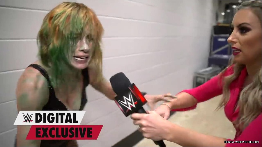 Y2Mate_is_-_Becky_Lynch27s_green_mist_aftermath_Raw_Exclusive2C_May_162C_2022-qxGLMETRT9Y-720p-1655998172701_mp4_000021300.jpg