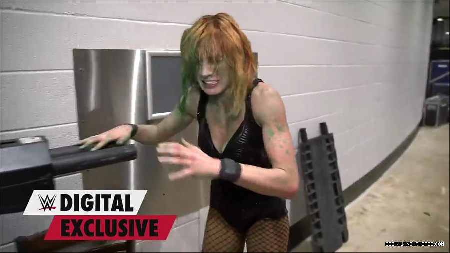 Y2Mate_is_-_Becky_Lynch27s_green_mist_aftermath_Raw_Exclusive2C_May_162C_2022-qxGLMETRT9Y-720p-1655998172701_mp4_000034500.jpg