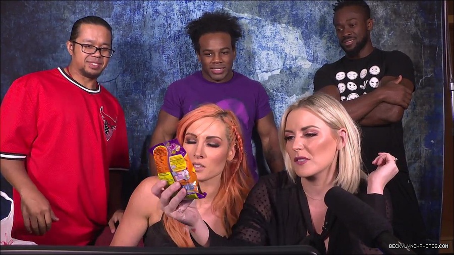 Y2Mate_is_-_BECKY_LYNCH_vs__RENEE_YOUNG_Marvel_vs__Capcom_Infinite_Challenge21_-_Gamer_Gauntlet-6E-lDF_Eq-A-720p-1656081859246_mp4_000058000.jpg