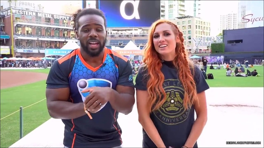 Y2Mate_is_-_BECKY_LYNCH___AUSTIN_CREED_celebrate_ROCKET_LEAGUE_s_3rd_BIRTHDAY21-vQ1lr9tQGxU-720p-1656082980627_mp4_000264866.jpg