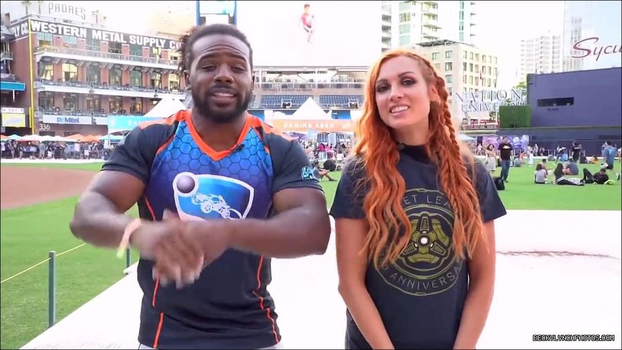 Y2Mate_is_-_BECKY_LYNCH___AUSTIN_CREED_celebrate_ROCKET_LEAGUE_s_3rd_BIRTHDAY21-vQ1lr9tQGxU-720p-1656082980627_mp4_000267266.jpg