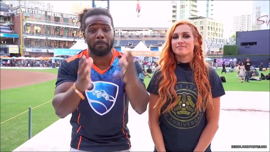 Y2Mate_is_-_BECKY_LYNCH___AUSTIN_CREED_celebrate_ROCKET_LEAGUE_s_3rd_BIRTHDAY21-vQ1lr9tQGxU-720p-1656082980627_mp4_000270866.jpg