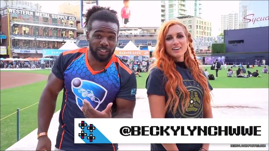 Y2Mate_is_-_BECKY_LYNCH___AUSTIN_CREED_celebrate_ROCKET_LEAGUE_s_3rd_BIRTHDAY21-vQ1lr9tQGxU-720p-1656082980627_mp4_000280466.jpg