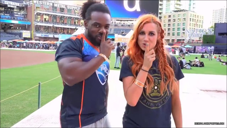 Y2Mate_is_-_BECKY_LYNCH___AUSTIN_CREED_celebrate_ROCKET_LEAGUE_s_3rd_BIRTHDAY21-vQ1lr9tQGxU-720p-1656082980627_mp4_000319266.jpg