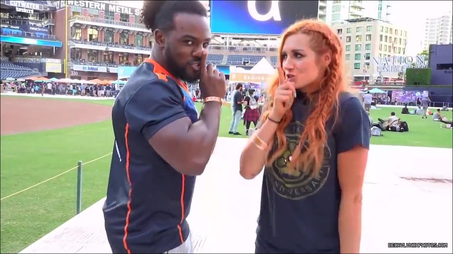 Y2Mate_is_-_BECKY_LYNCH___AUSTIN_CREED_celebrate_ROCKET_LEAGUE_s_3rd_BIRTHDAY21-vQ1lr9tQGxU-720p-1656082980627_mp4_000320066.jpg