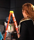 Y2Mate_is_-_BECKY_LYNCH_visits_the_NEW_UpUpDownDown_Studio21-nQJ31QXsyGs-720p-1656083018926_mp4_000051266.jpg