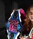 Y2Mate_is_-_BECKY_LYNCH_visits_the_NEW_UpUpDownDown_Studio21-nQJ31QXsyGs-720p-1656083018926_mp4_000068866.jpg