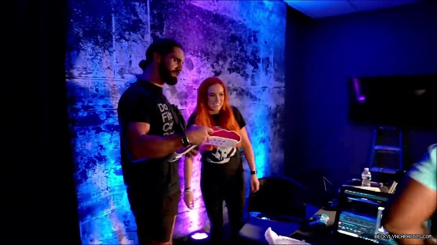 Y2Mate_is_-_SETH_ROLLINS_vs__BECKY_LYNCH_UpUpDownDown_Championship_Match-R-81kIxYkNY-720p-1656083164462_mp4_000529100.jpg