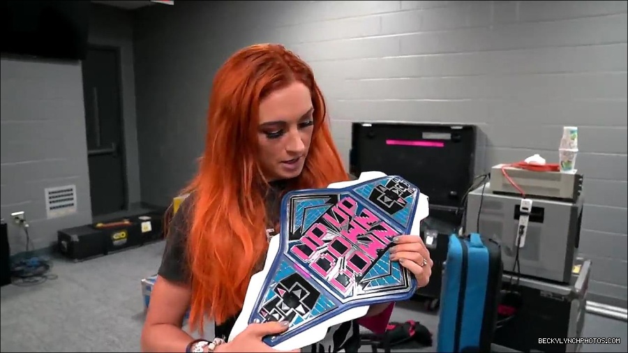 Y2Mate_is_-_SETH_ROLLINS_vs__BECKY_LYNCH_UpUpDownDown_Championship_Match-R-81kIxYkNY-720p-1656083164462_mp4_000588300.jpg