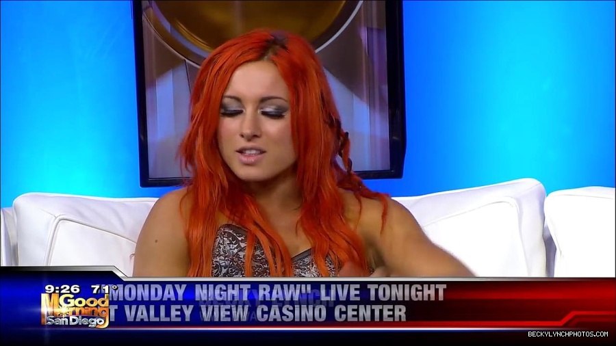 Y2Mate_is_-_WWE_s_Charlotte_and_Becky_Lynch_say_Good_Morning_San_Diego-uhjeOCZYeDs-720p-1656083333155_mp4_000053887.jpg