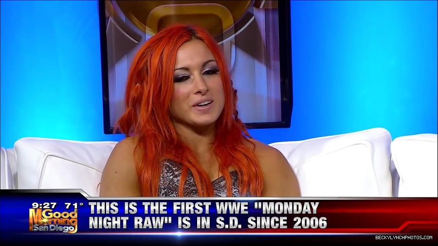 Y2Mate_is_-_WWE_s_Charlotte_and_Becky_Lynch_say_Good_Morning_San_Diego-uhjeOCZYeDs-720p-1656083333155_mp4_000120553.jpg