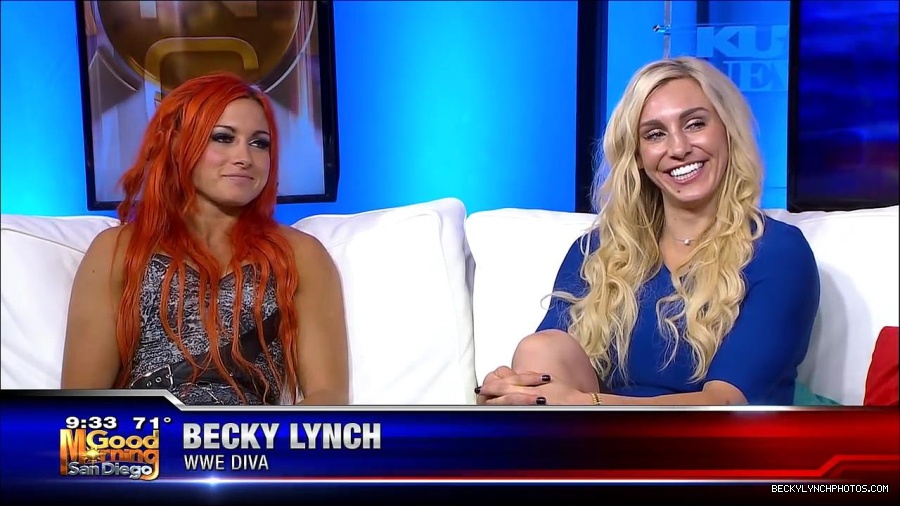 Y2Mate_is_-_WWE_s_Charlotte_and_Becky_Lynch_say_Good_Morning_San_Diego-uhjeOCZYeDs-720p-1656083333155_mp4_000283916.jpg