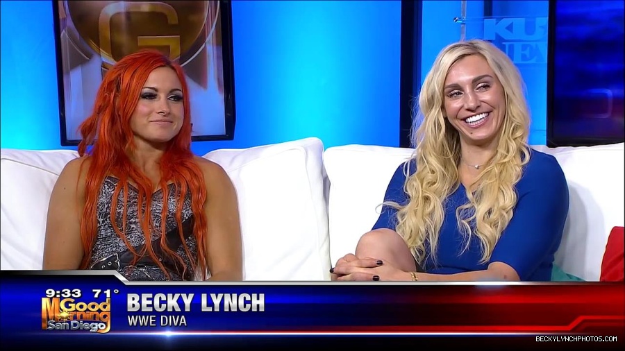 Y2Mate_is_-_WWE_s_Charlotte_and_Becky_Lynch_say_Good_Morning_San_Diego-uhjeOCZYeDs-720p-1656083333155_mp4_000284317.jpg