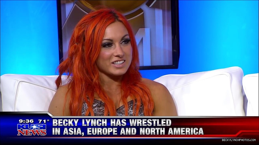 Y2Mate_is_-_WWE_s_Charlotte_and_Becky_Lynch_say_Good_Morning_San_Diego-uhjeOCZYeDs-720p-1656083333155_mp4_000435868.jpg