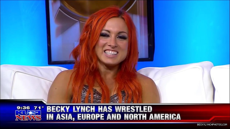 Y2Mate_is_-_WWE_s_Charlotte_and_Becky_Lynch_say_Good_Morning_San_Diego-uhjeOCZYeDs-720p-1656083333155_mp4_000452285.jpg